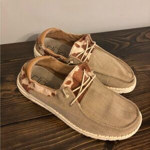 HEYDUDE Wendy Cow women’s 8